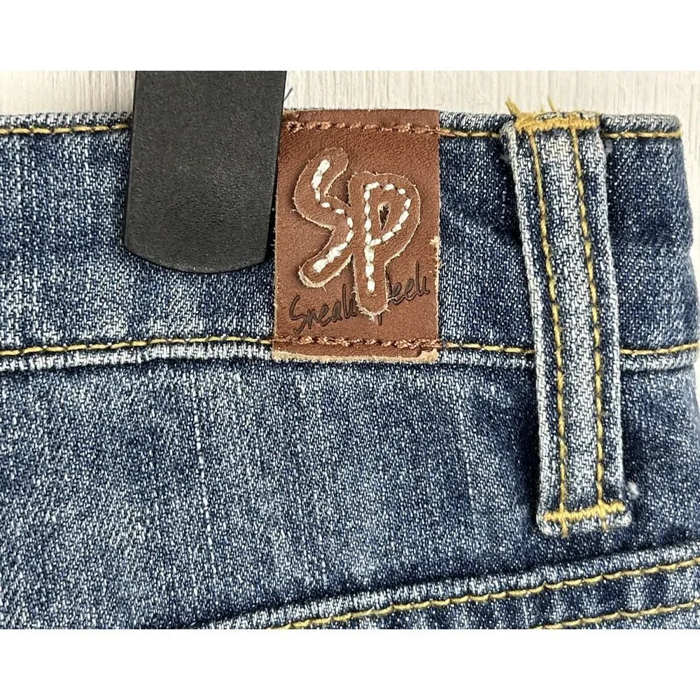 Sneak Peak Womens Medium Blue Relaxed‎ Straight Leg Cuffed Distressed Jeans NWT